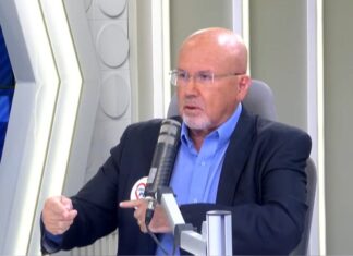 Carlos Bruce insta al JNE a definir antes del 4 de octubre si otorgará credenciales a López Aliaga si su lista gana en Lima