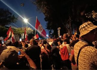 Protesta en Lima: ciudadanos exigen a la ONPE y al JNE el 100% de resultados de las Elecciones Regionales y Municipales 2026